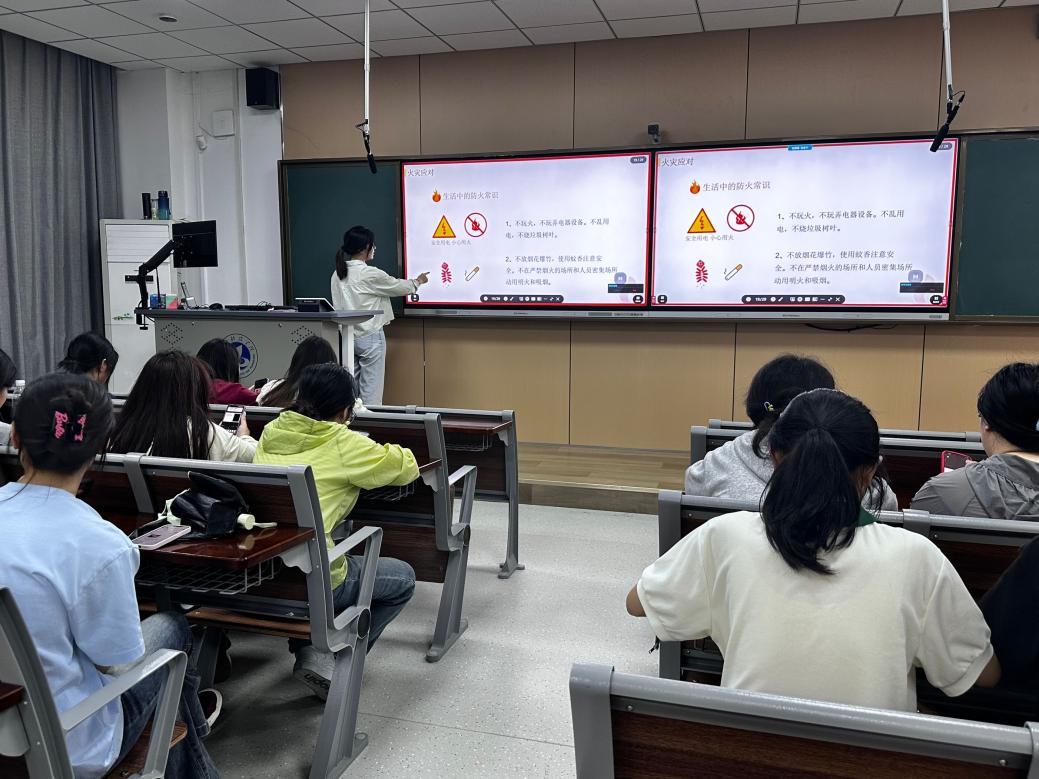 说明: 3bdd3e1324941e9718a4d931f80d05d4