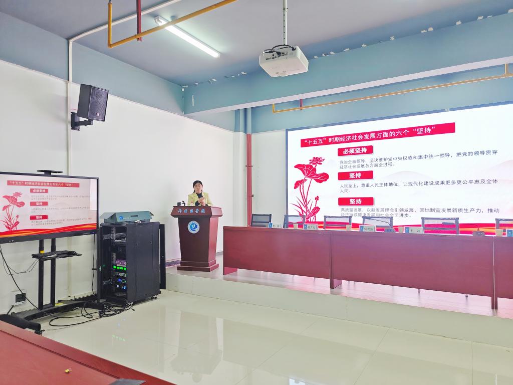 说明: MEITU_20251120_171118791