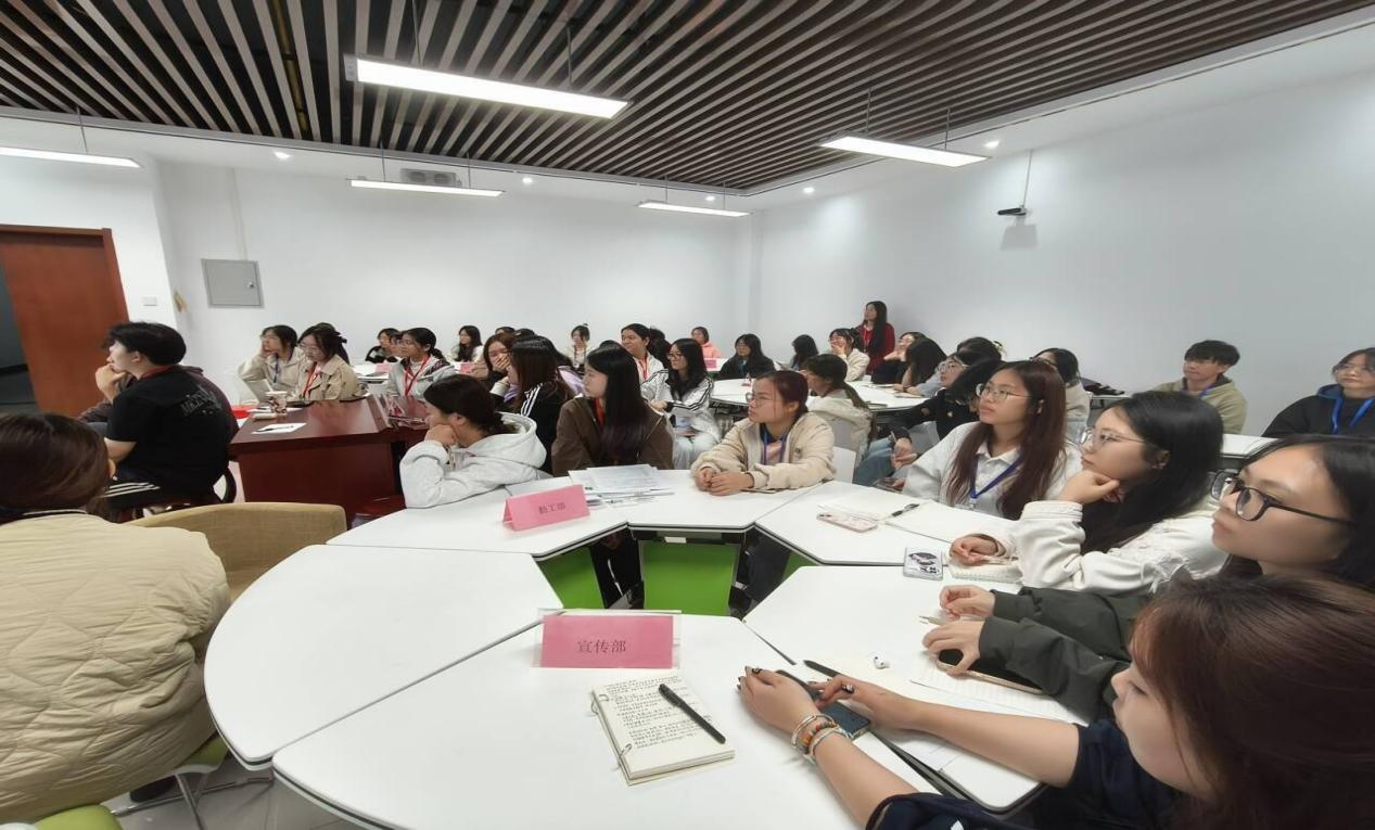 说明: f9e90fc96bf0d3416b8eee9533d3d251_720