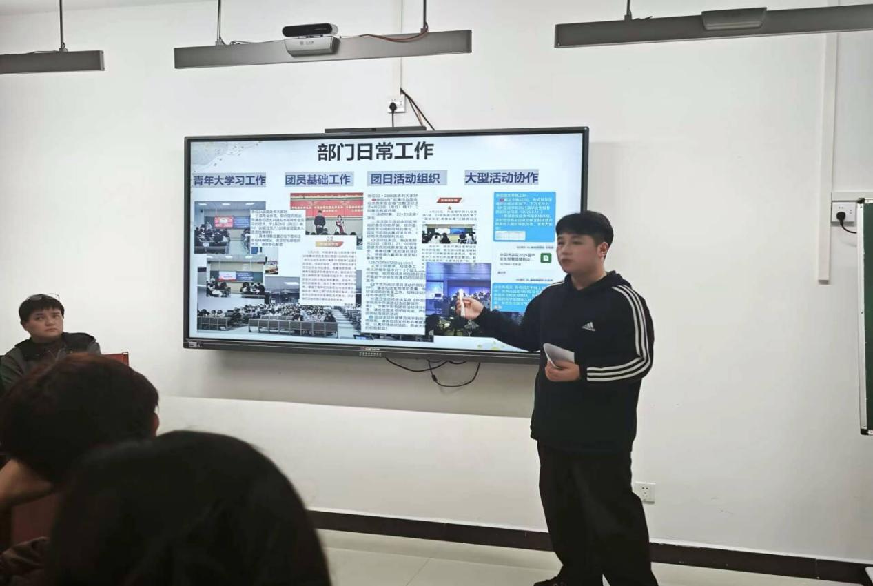 说明: b0903562a8e3819fa12affe44e53cac9