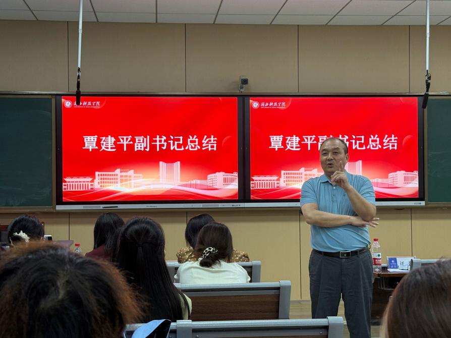 说明: C:/Users/64381/Desktop/32AA04EB91211636789556D18AF9812B.jpg32AA04EB91211636789556D18AF9812B