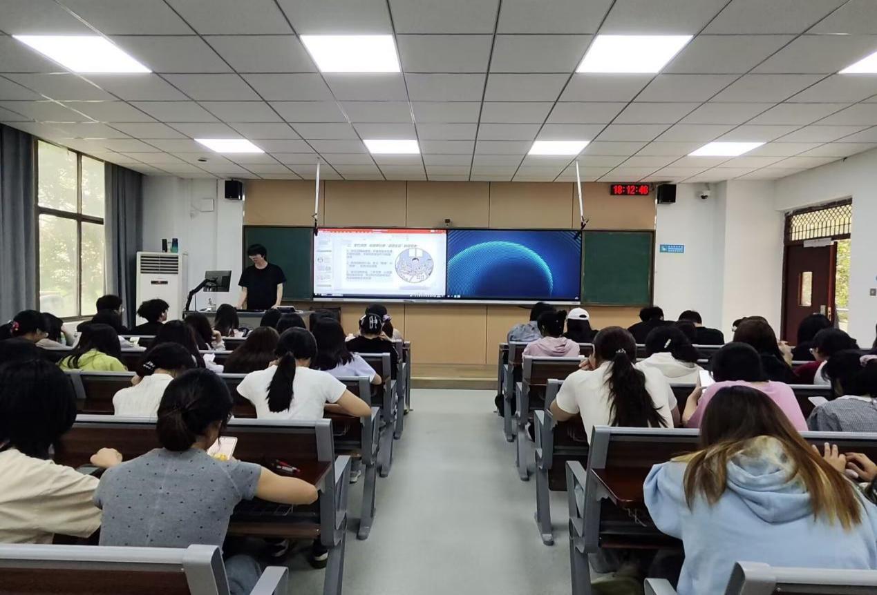 说明: C:/Users/64381/Desktop/38F4E787294CCBBA91CFDD3DA9D8E76C.jpg38F4E787294CCBBA91CFDD3DA9D8E76C